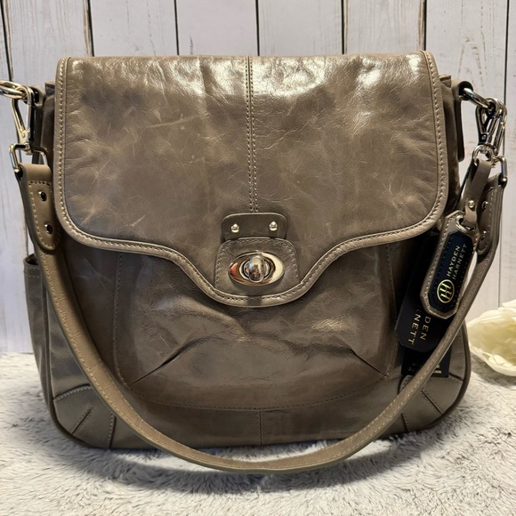 HP💕 Hayden Harnett Turnlocks Hobo - Picture 3 of 12